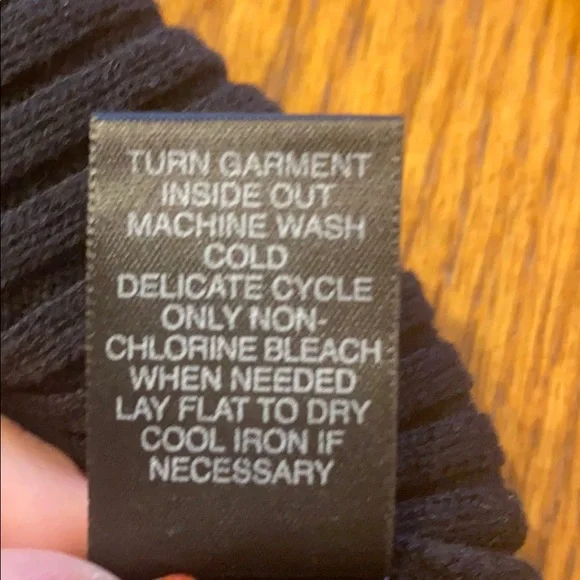 Avenue - Extreme stretchy black sweater - Picture 6 of 6